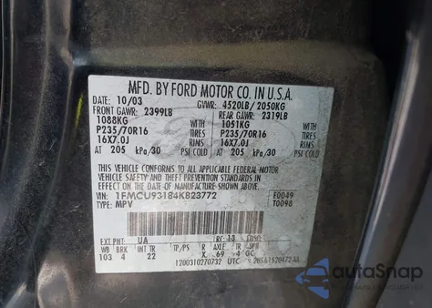 2004 Ford Escape Xlt from USA, damaged, VIN 1FMCU93184KB23772
